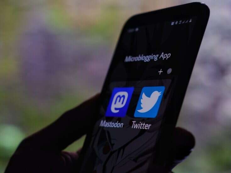 Twitter's shrinking role as traffic source for news publishers revealed