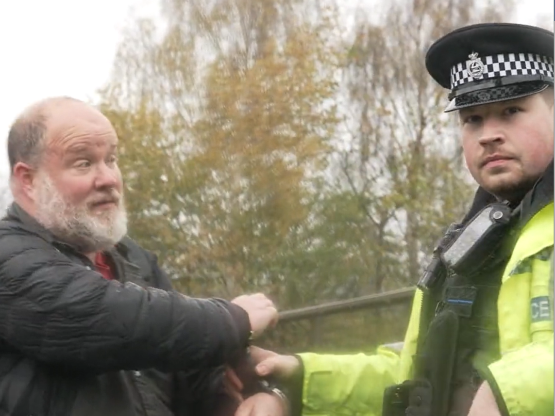 Three journalists locked up for covering M25 protest: Herts Police 'personally apologises' Three journalists locked up for covering M25 protest: Herts Police 'personally apologises'